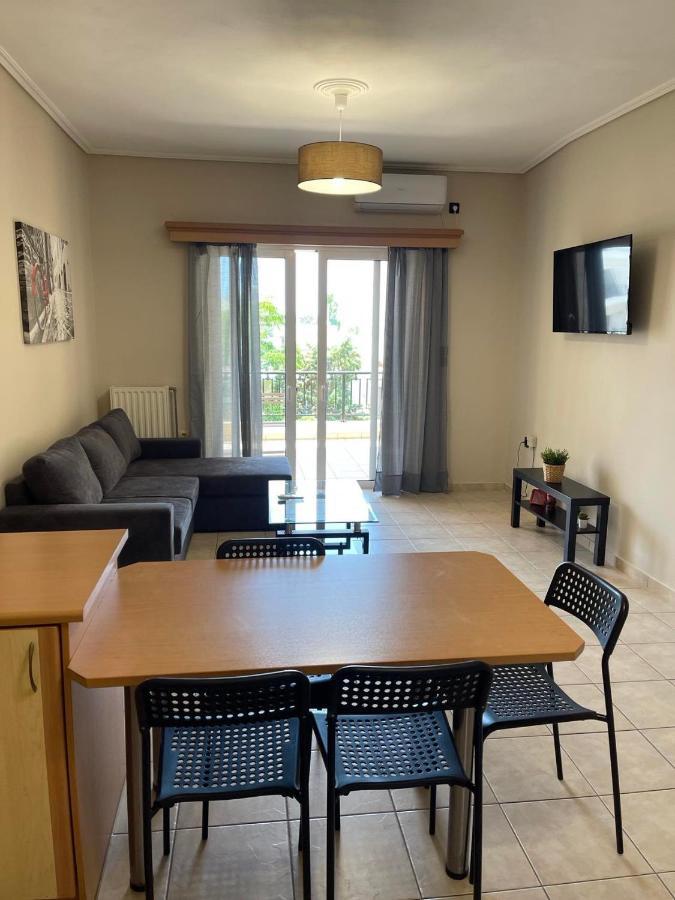 John'S Apartments Каристос Экстерьер фото